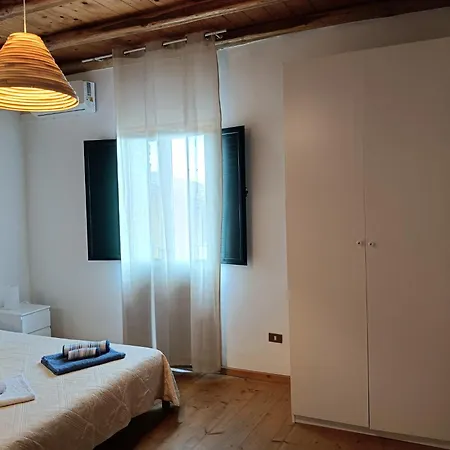 Casa Del Borgo Motta San Giovanni