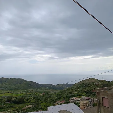 Casa Del Borgo 펜션 Motta San Giovanni